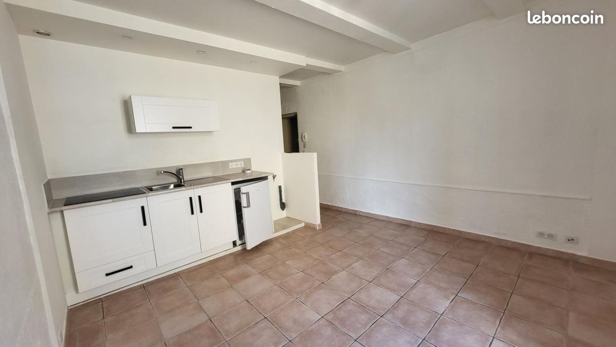 Appartement 1 pièce 19 m² · à Salon-de-Provence · 19 m² · 507 €
