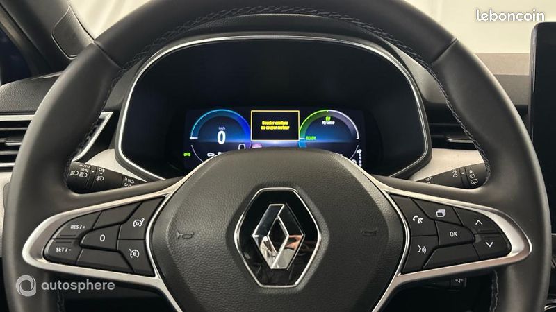 Renault Clio 1.6 E-Tech hybride 140ch Intens -21N (image 25)