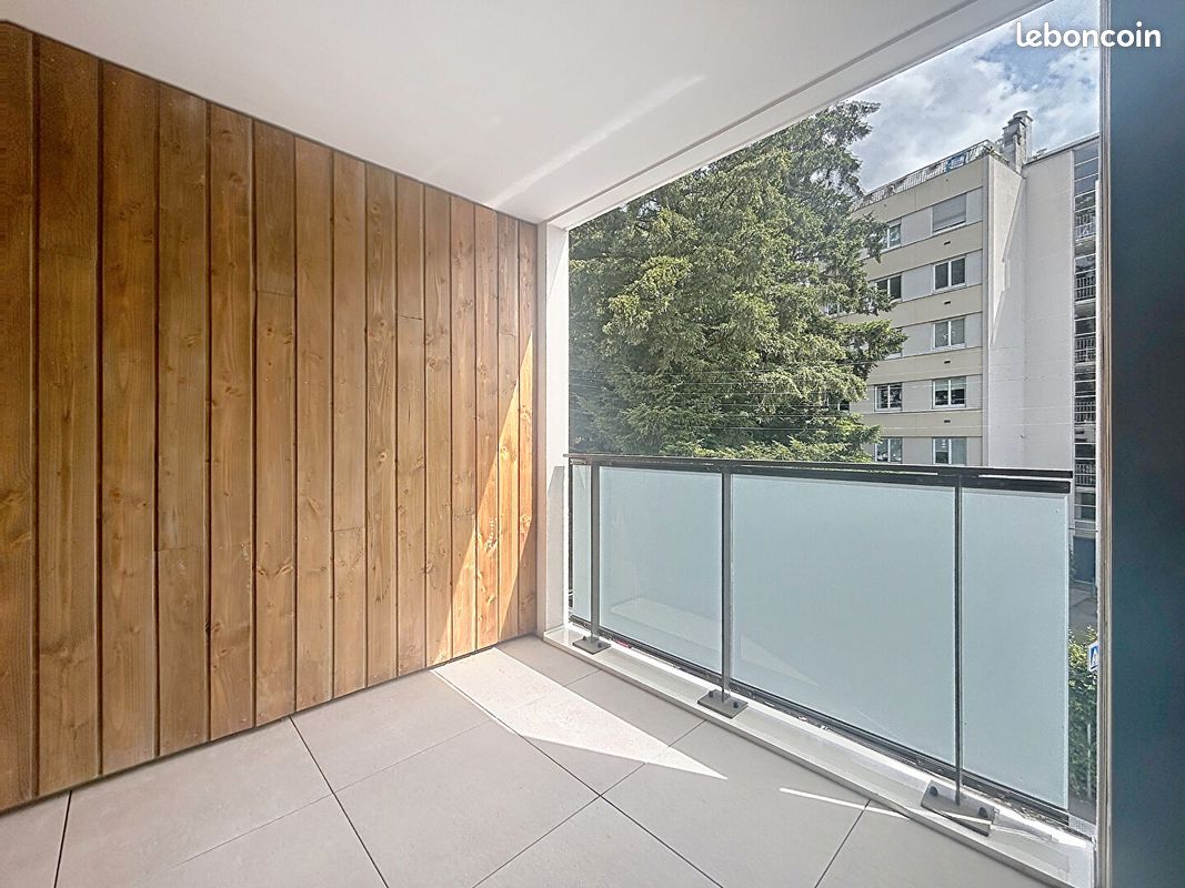 Appartement 2 pièces 45 m² · à Tassin-la-Demi-Lune · 45 m² · 800 €