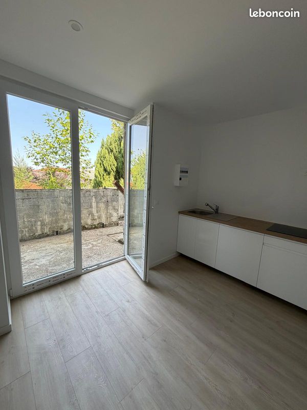 Appartement 5 pièces 67 m² · à Saint-Étienne · 67 m² · 109 000 €