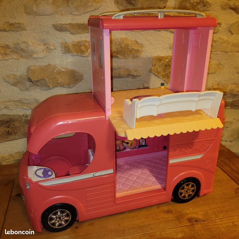 Camping car Barbie (image 2)