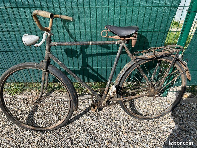 Selle Vélo Ancienne BUF - Vintage 1930 - Pour Randonneuse Ou Collection