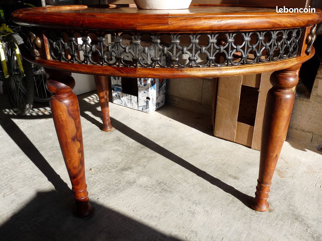 Table ronde noyer ancienne avec rallonge d'occasion Table ronde noyer ancienne avec rallonge d'occasion