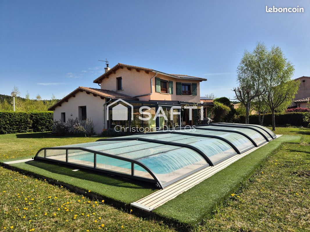 Maison 5 pièces 121 m² · à Laragne-Montéglin · 121 m² · 97 800 €
