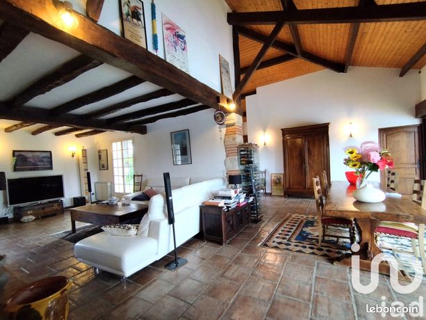 Maison 6 pièces 204 m²