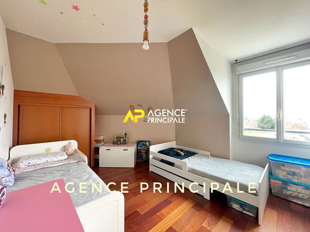 Appartement a louer argenteuil - 5 pièce(s) - 123 m2 - Surfyn