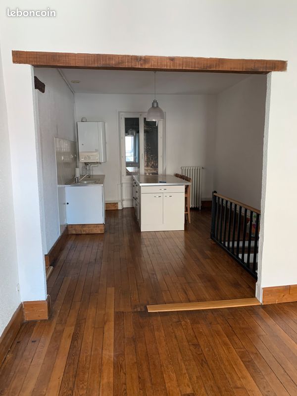 Appartement 3 pièces 100 m² · à Lure · 100 m² · 540 €/mois