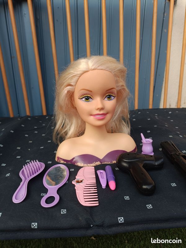 Barbie, Tête à Coiffer Basic, 20 pièces incluses, Jouet pour enfants dès 3 ans, GIOCHI PREZIOSI, BAR28 | Votre wishlist sur