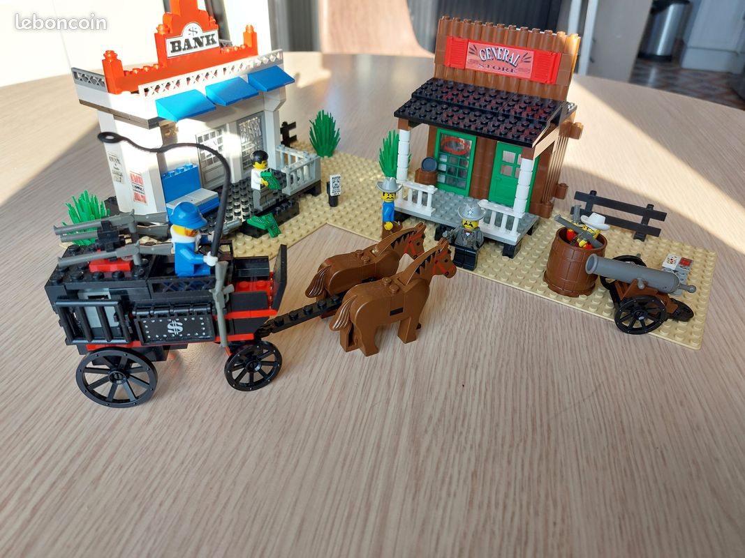 LEGO 6765 gold city junction Jeux Jouets