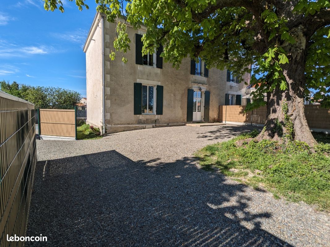 Appartement 3 pièces 60 m² · à Champagné-les-Marais · 60 m² · 85 000 €