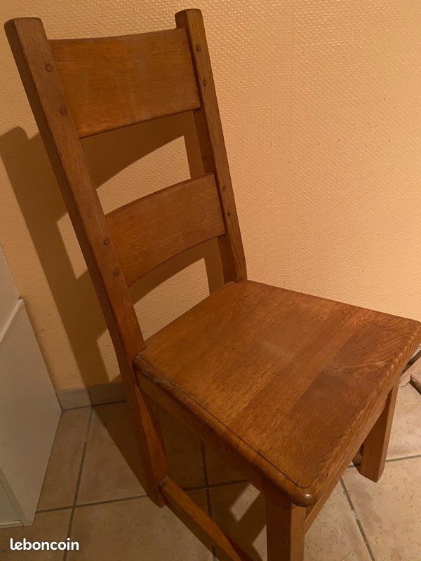 Chaises et fauteuils en chêne massif (image 1)