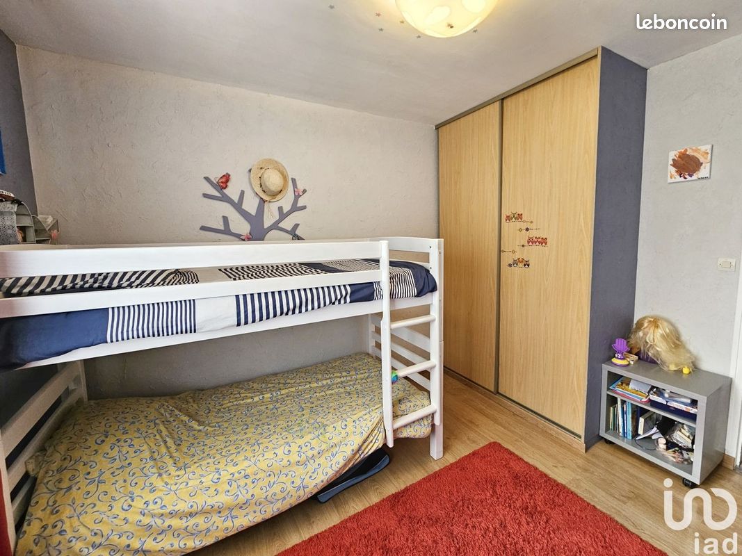 Maison 5 pièces 100 m² - Rivières 16110 (image principale 6)