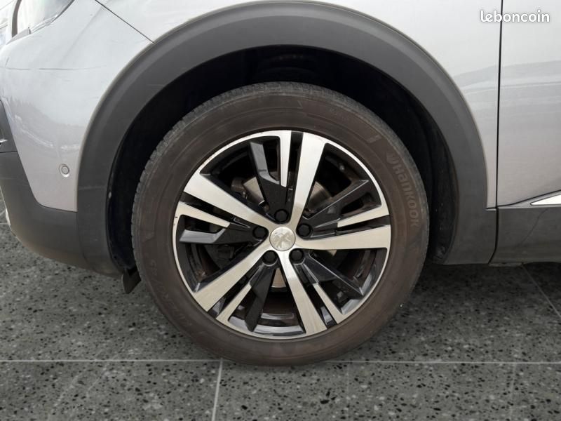 Peugeot 3008 1.2 PureTech 130ch S&S Allure (image 14)