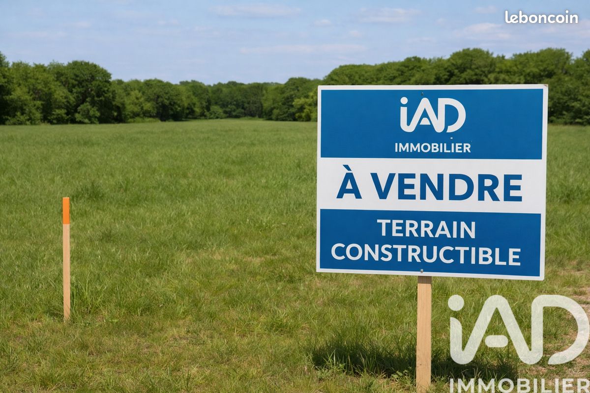 Terrain 400 m² · à La Chapelle-Launay · 400 m² · 53 990 €