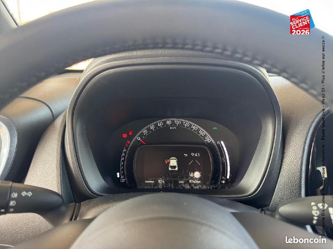Toyota Aygo X 1.0 VVT-i 72ch Design MY24 (image 18)