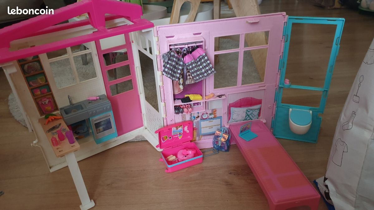 Maison barbie pliable (image 1)