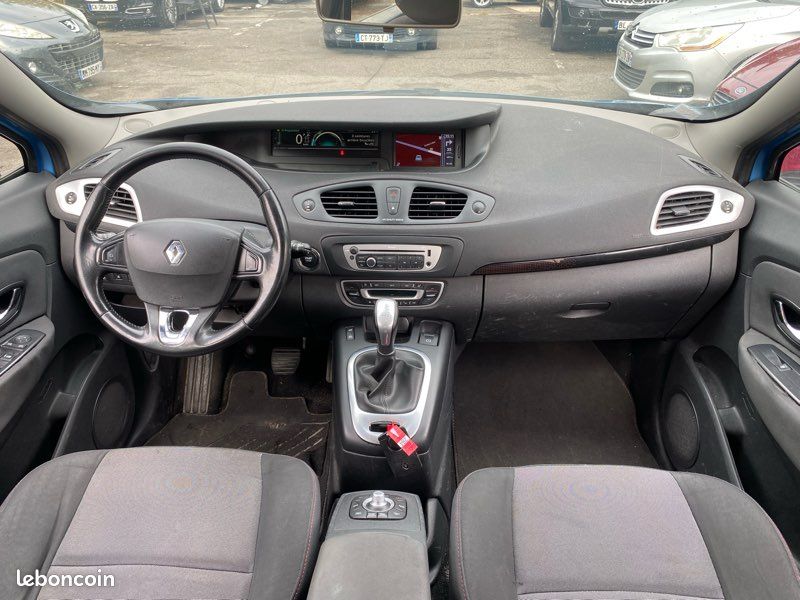 Renault Scenic III PH2 1.5DCi 110CH Automatique EDC Energy Business Eco2 (image 9)