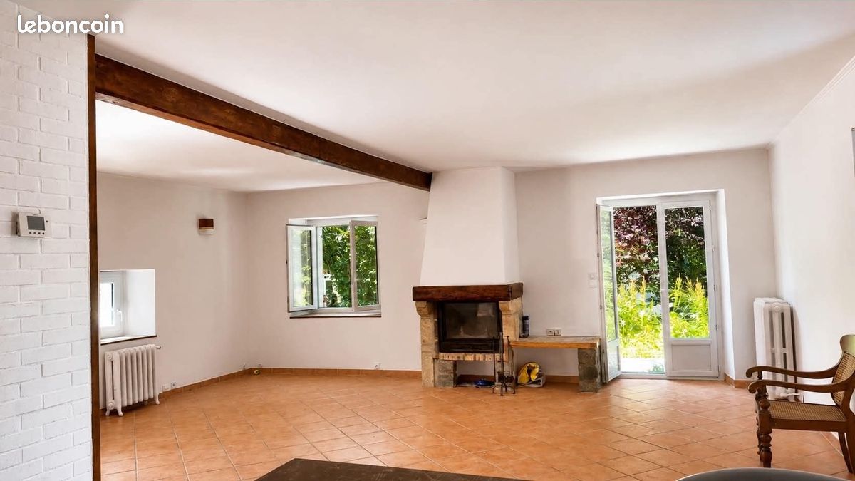 Maison 5 pièces 200 m² · à Les Alluets-le-Roi · 200 m² · 52 000 €