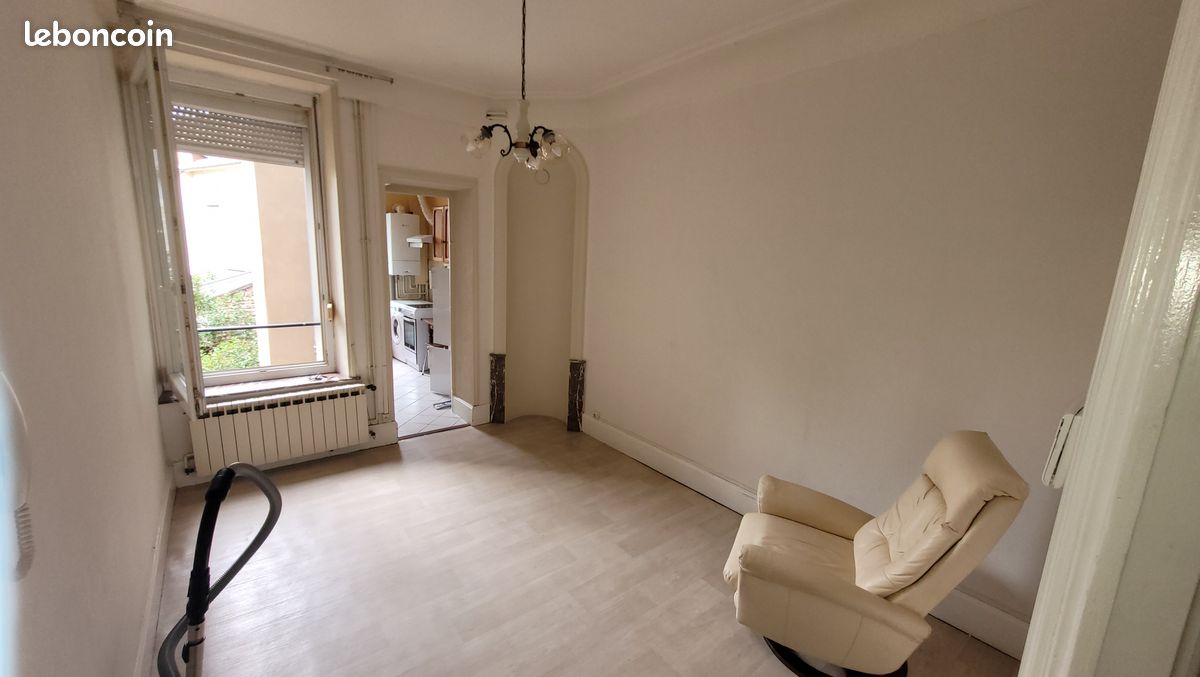 Appartement 2 pièces 42 m² · à Nancy · 42 m² · 490 €