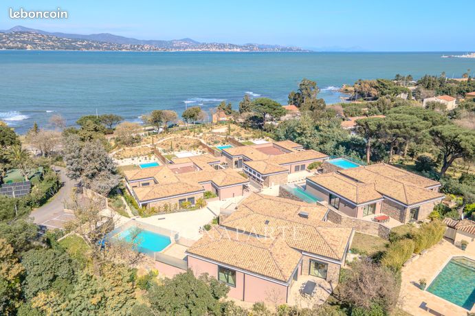 Maison 7 pièces 274 m²