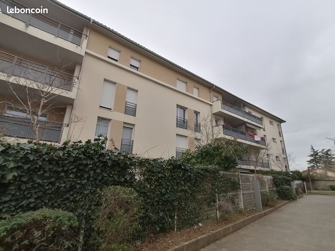 Appartement 1 pièce 33 m² · à Chassieu · 33 m² · 680 €/mois