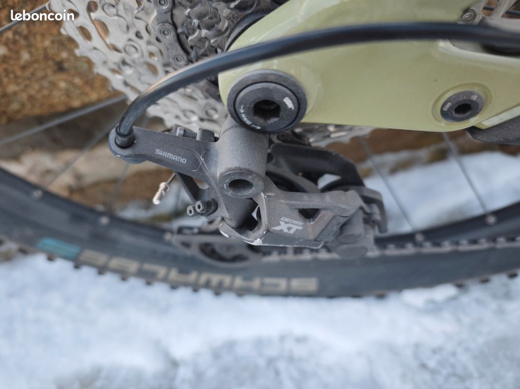 VTT eMTB - E-mountain bike CUBE (image 9)