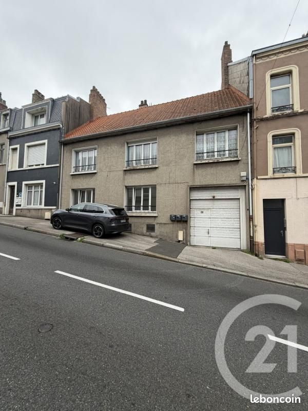 Immeuble 204 m² · à Boulogne-sur-Mer · 204 m² · 230 000 €