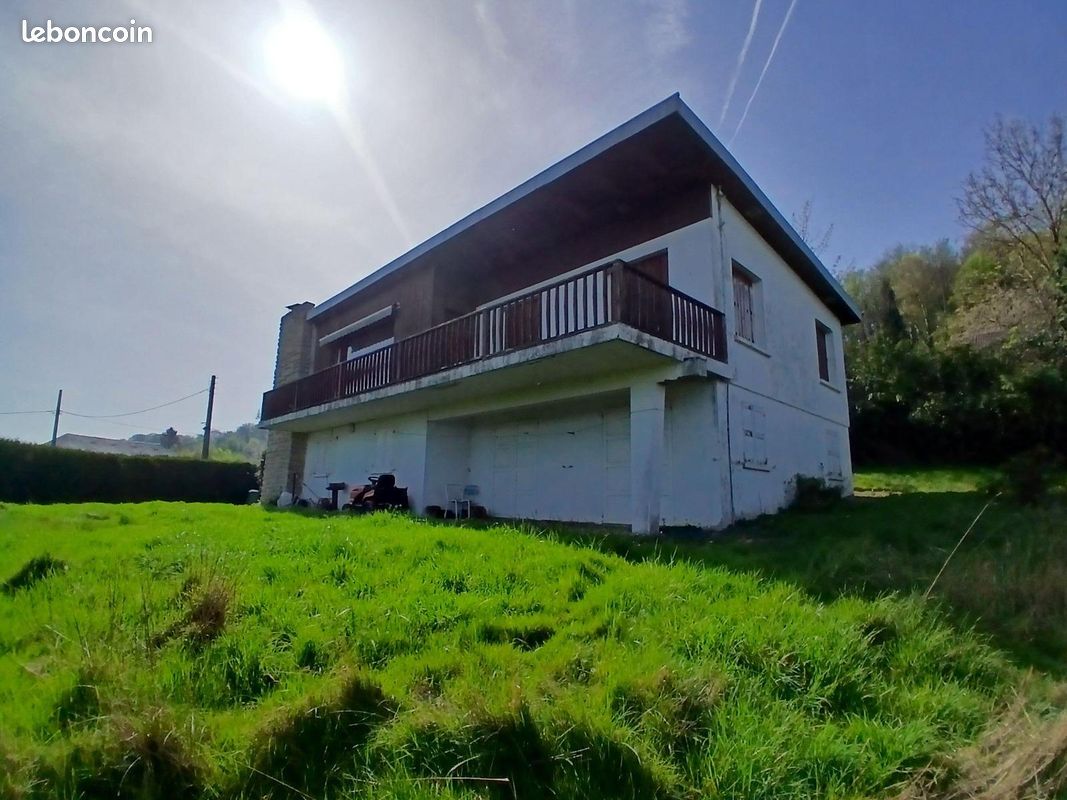 Maison 7 pièces 150 m² · à La Rivière-Saint-Sauveur · 150 m² · 383 320 €
