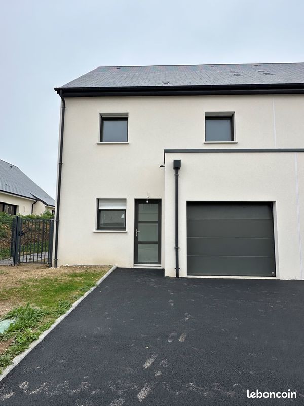 Maison 4 pièces 100 m² · à Éterville · 100 m² · 1 315 €/mois