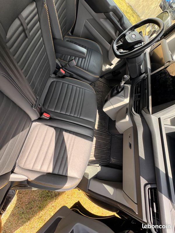 Ford transit trail custom150 cv NOIR état neuf (image 5)