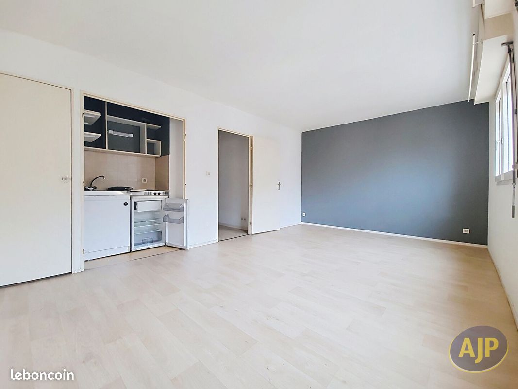Studio 1 pièce 29 m² (image 3)