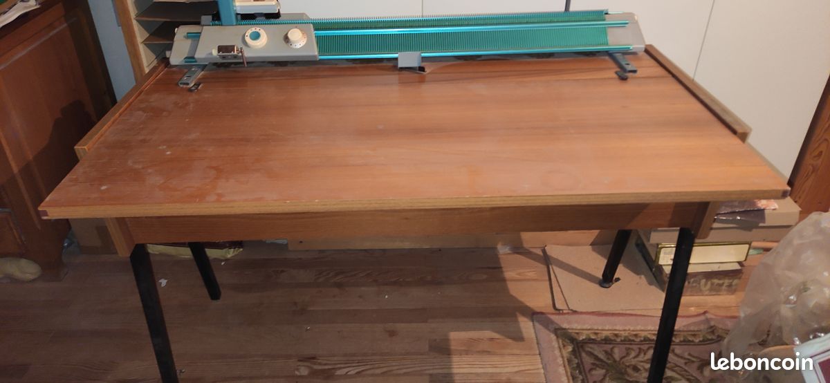 Machine a tricoter (image 1)