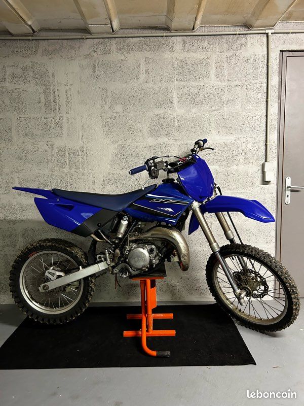 85 Yz 2011 (image 2)