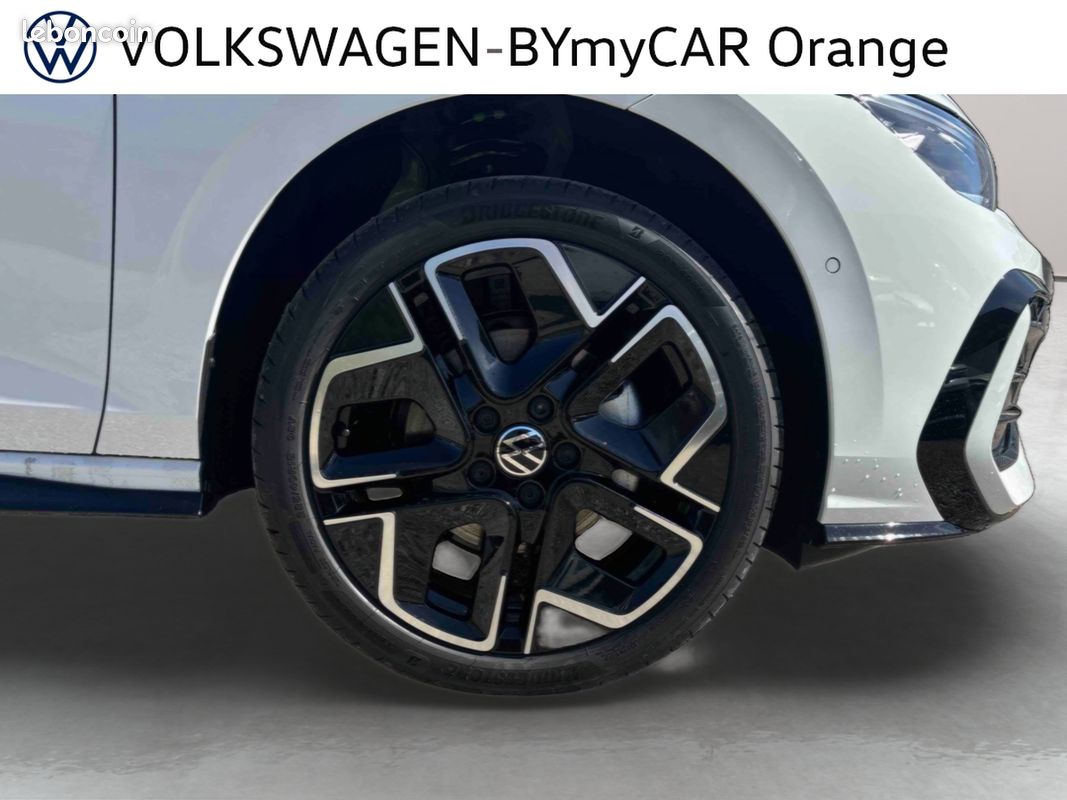 VOLKSWAGEN Golf 1.5 eTSI EVO2 150 DSG7 R-Line Edition (image 20)
