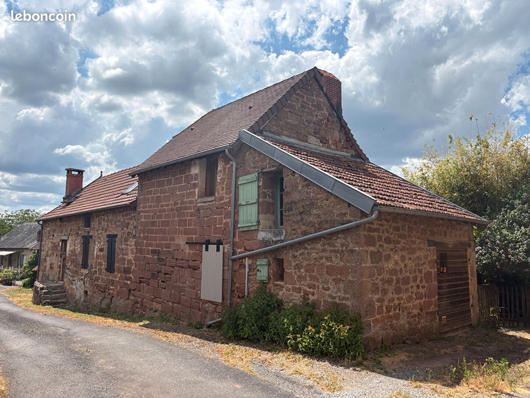 Maison 6 pièces 159 m² · à Louignac · 159 m² · 155 000 €