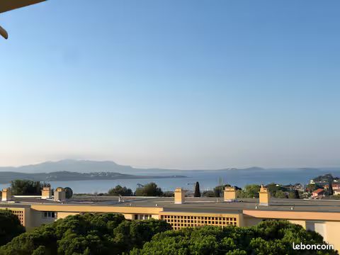 Appartement 2 pièces 54 m² · à Bandol · 54 m² · 1 045 €/mois