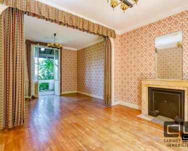 Maison 1 290 000 € - 251 m²