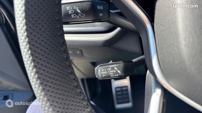 Skoda Octavia Combi 2.0 TDI SCR 150ch Sportline DSG7 (image 23)