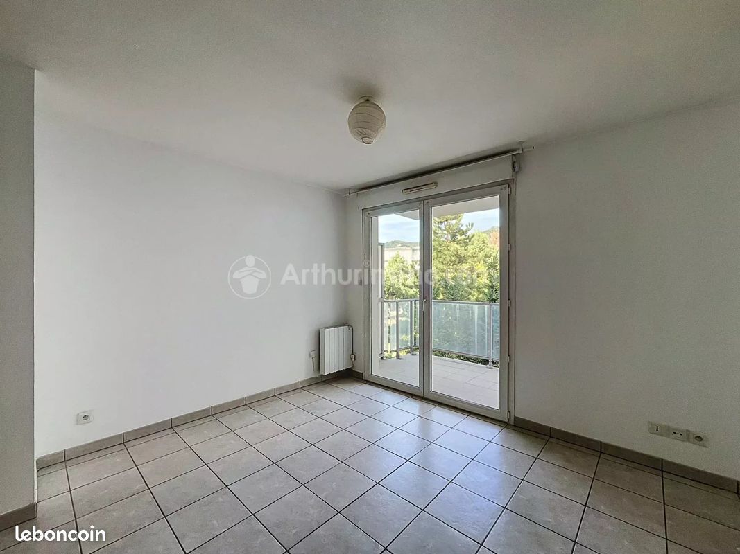 Appartement 1 pièce 30 m² · à Clermont-Ferrand · 30 m² · 500 €