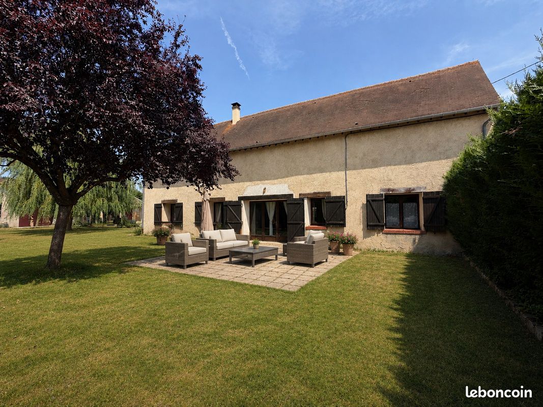 Maison 6 pièces 140 m² · à Houdan · 140 m² · 362 000 €