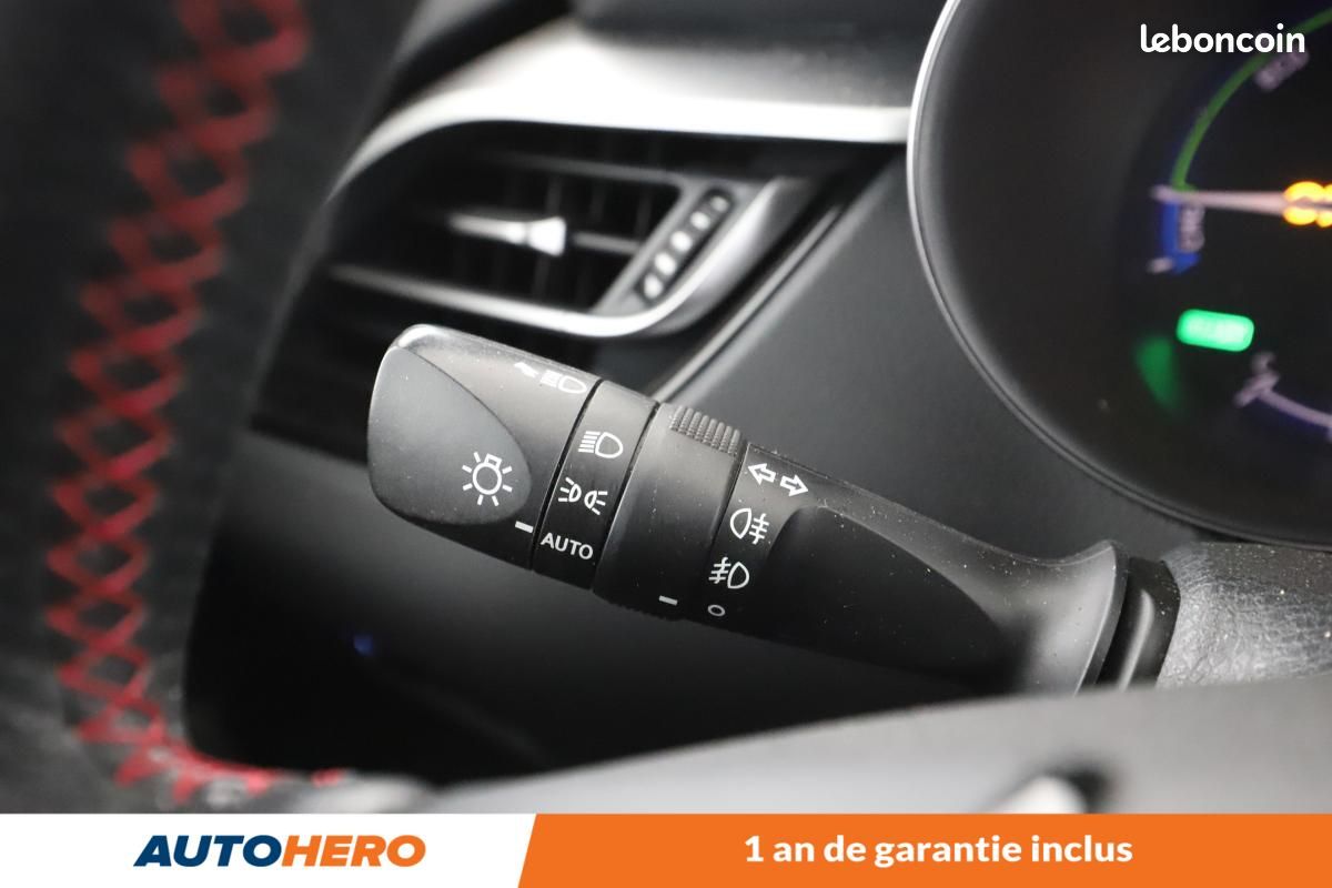 Toyota C-HR 2.0 Hybride GR Sport 184 ch (image 16)