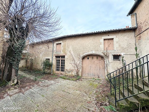 Maison 15 pièces 464 m²