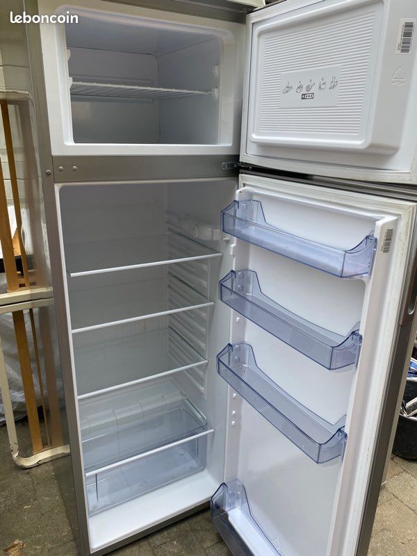 Frigidaire gris candy (image 2)