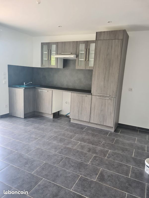 Appartement 2 pièces 41 m² · à Salins · 41 m² · 550 €/mois