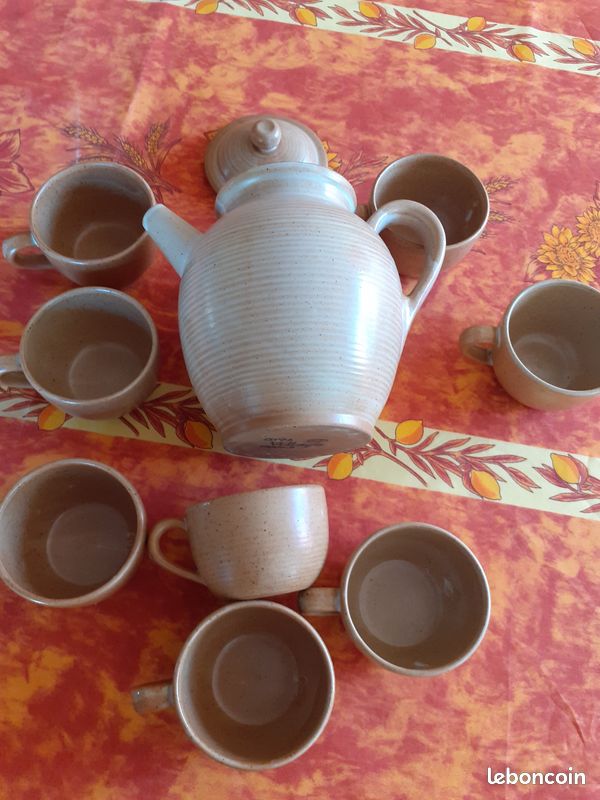 SERVICE A CAFE 18 pièces GRES VILLAGE tasses et cafetière (image 3)