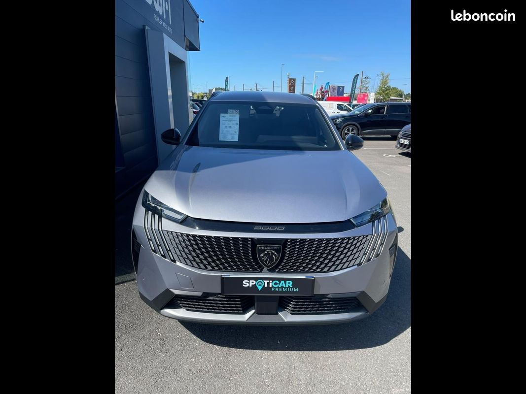 Peugeot 5008 Hybrid 145ch Allure e-DCS6 (image 3)