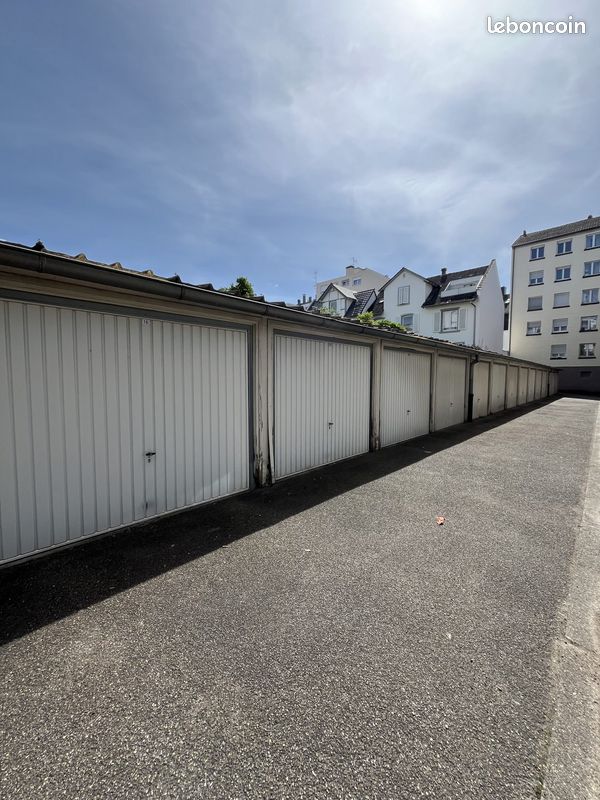 Parking 12 m² · à Strasbourg · 12 m² · 66 €/mois