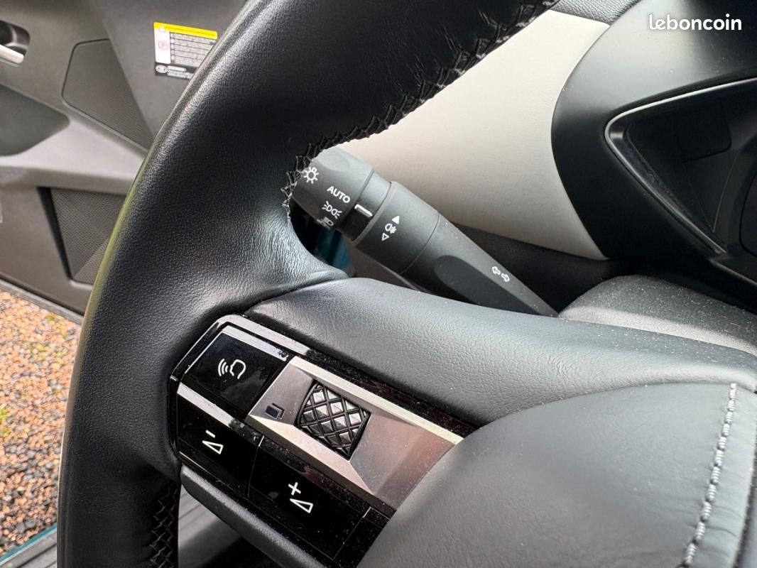 DS 3 - Crossback 1.2 THP 100ch GARANTIE 12 MOIS (image 21)