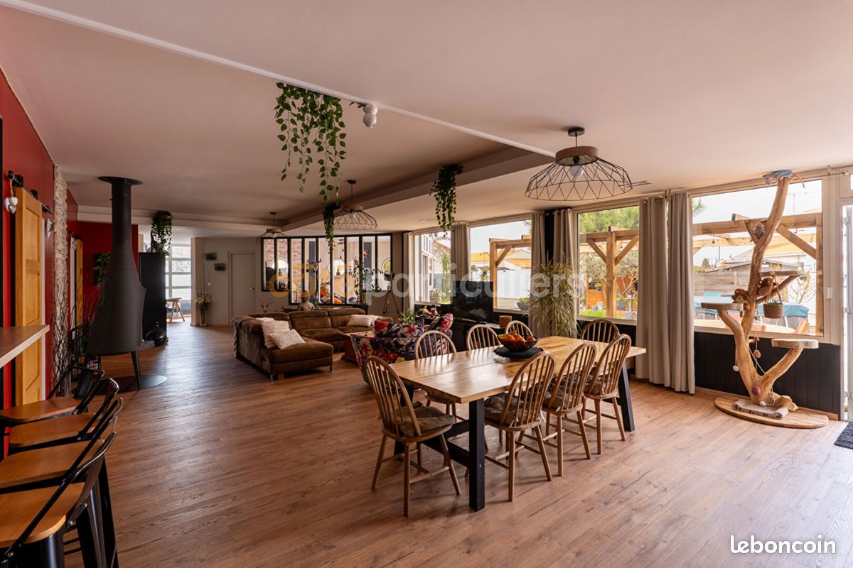 Maison 5 pièces 210 m² · à Notre-Dame-de-Riez · 210 m² · 425 000 €