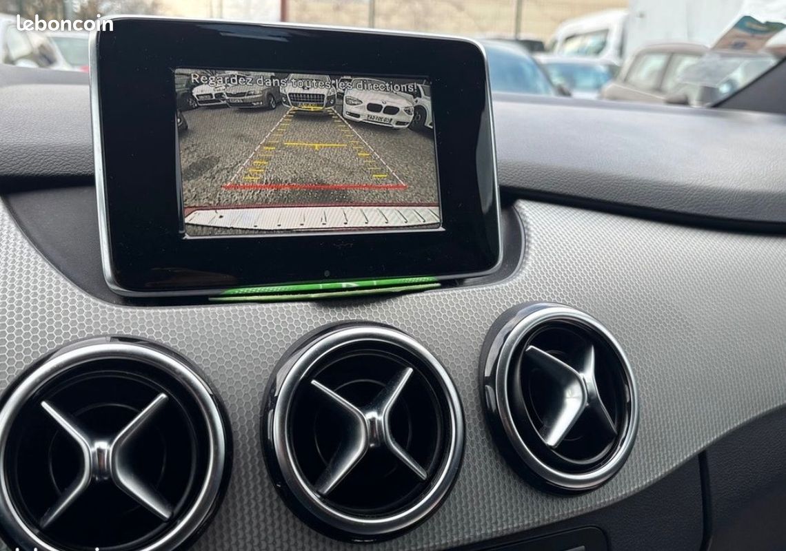 Mercedes Benz CLASSE B B180 CDI 110 cv FINITION FASCINATION - GARANTIE 12 MOIS (image 13)